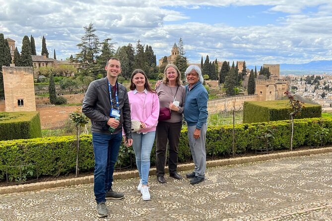 Premium Half Day Tour of the Alhambra of Granada + tickets - Alcazaba viewpoints and Carlos V: fortress power meets Renaissance change