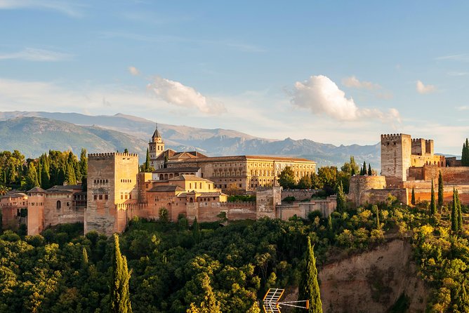 Private 3-hour Alhambra tour with tickets - Price of $301.12 per person: when it’s worth it