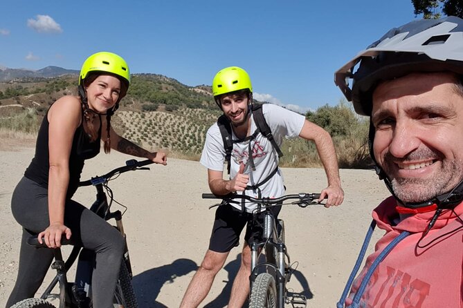 Private Ebike MTB Tour of the Silla del Moro in Granada - Getting started at the meeting point and what the schedule means