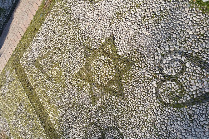 Private Jewish History Tour - Campo de Príncipe: The Biggest Square and the Trial Connections