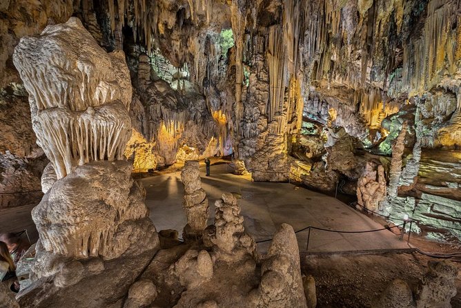 Private tour from Motril to Nerja, Frigiliana and Nerja caves - Why Nerja Caves + Frigiliana works so well in one day