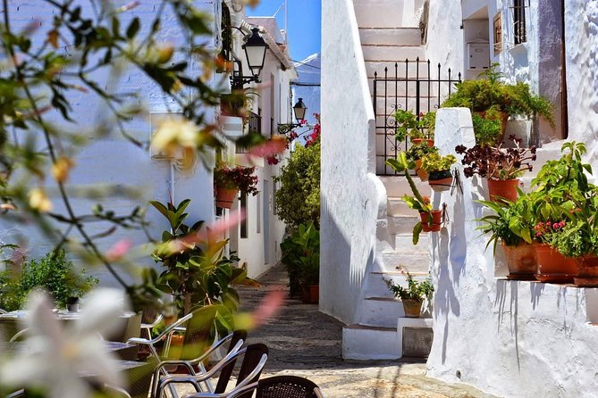 Private tour from Motril to Nerja, Frigiliana and Nerja caves - Balcón de Europa and free time to enjoy Nerja your way
