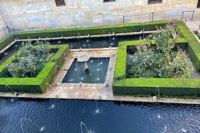 Private Tour to The Alhambra and Generalife from Motril port - FAQ