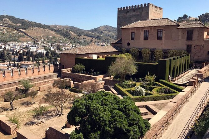 Private Walking Tour in Granada - Price and Value: Is $150.63 Per Group Good for This Tour?