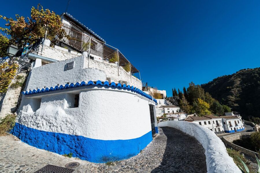Sacromonte Caves Museum Admission Ticket - Timing Your Visit: Last Entry and How Long to Plan