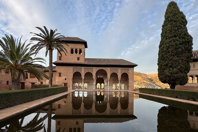 Small Group Guided Tour of the Alhambra and Generalife - Key highlights you’ll actually care about