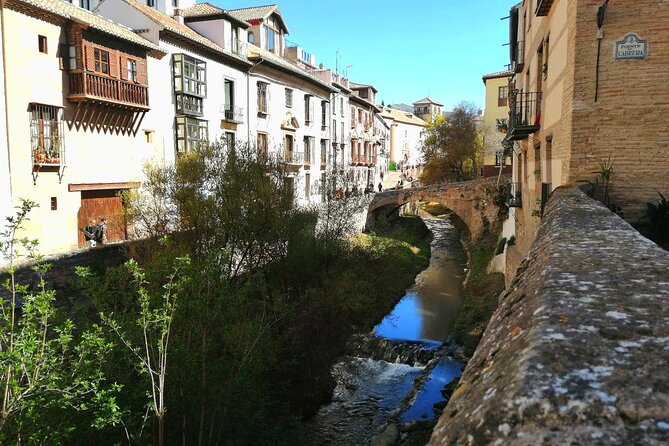 Stroll through Granada: historic center and Albayzín - How to Get More Out of the Two Hours
