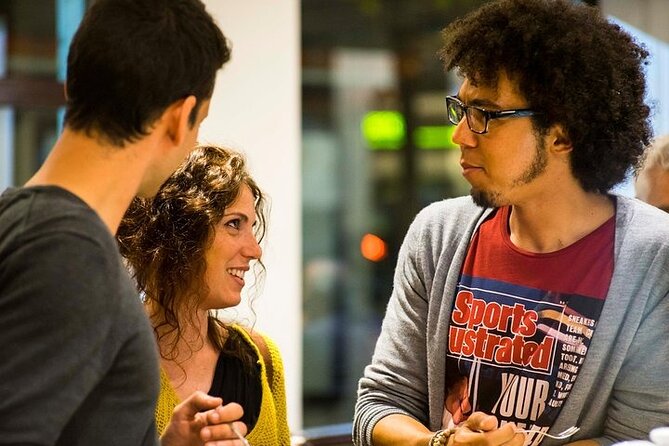 The Granada Evening Tapas Crawl by Food Lover Tour - Walking pace and timing: what 3 hours of evening strolling means