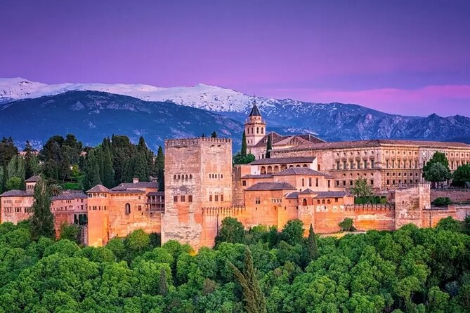 Tickets : Alhambra and Nasrid Palaces Granada Last-Minute - Generalife Gardens: fountains, courtyards, and a slower pace