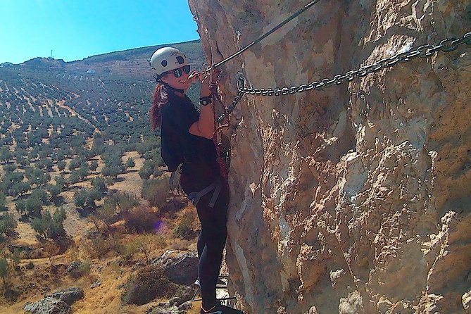 Vía Ferrata in Granada - Moclín - Getting from Granada to the cliff: pickup and the coach ride