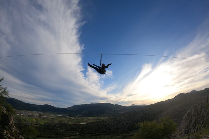 Via Ferrata John Hogbin with Photos - 550 meters of medium difficulty: pace, power, and a calm plan